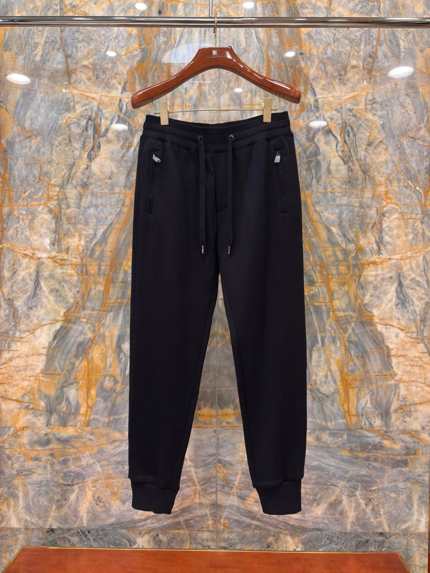 wg.luxury-- 4o835& item:E-F501J1019H